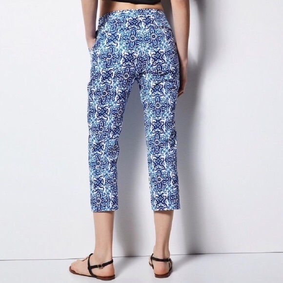 MILLY FOR DESIGNATION Capri Pants Sateen Midrise Summer Blue Tile Print Size 14 - Picture 4 of 7